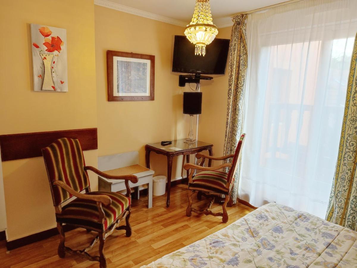 L'Auberge Des Gourmets Hotel Restaurant Le Vaudioux Экстерьер фото